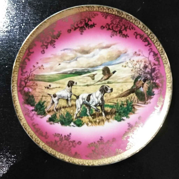 STW Bavaria Hunting Dog Plate in Pink/Gold