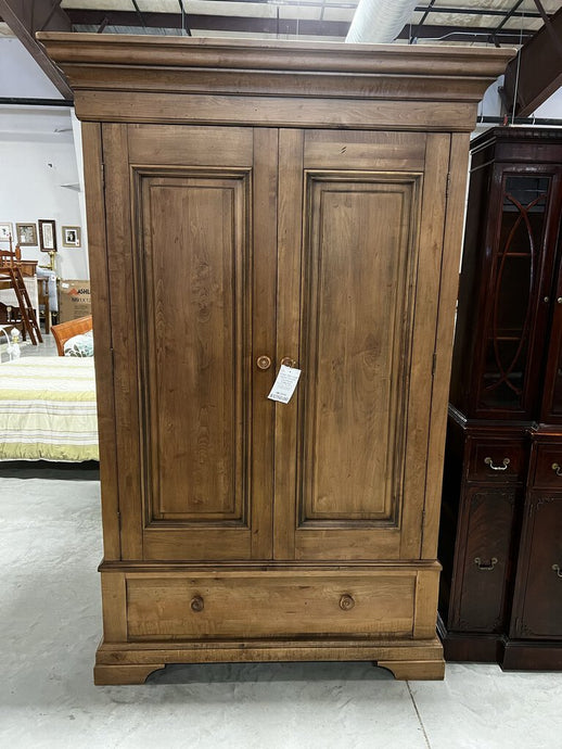 Ethan Allen Solid Wood Armoire Townhouse Collection Hanging Clothes/TV w/7 Drawers exterior Clothes Hanger