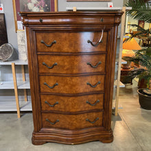 Load image into Gallery viewer, Mathis Bros 6 Drawer Chest