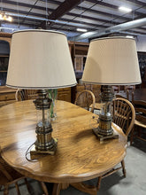 Load image into Gallery viewer, Vintage Stiffel Brass &amp; Glass Hollywood Regency Table Lamp