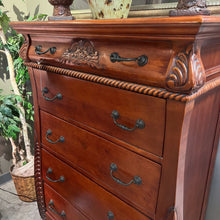 Load image into Gallery viewer, Chest Cherry 6 Felt Lined Drawers