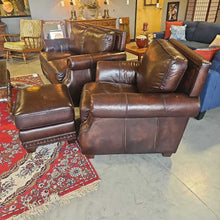 Load image into Gallery viewer, Steve Silver Leather Arm Chair w/Ottoman