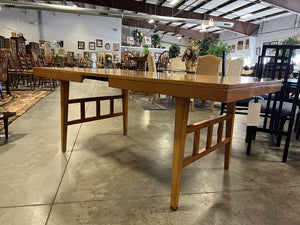 MCM Blonde Dining Table w/Leaf