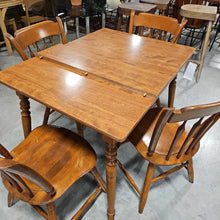 Load image into Gallery viewer, Ethan Allen Dining Table w/1leaf &amp; 4 Chairs