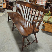 Load image into Gallery viewer, Ethan Allen Spindle Back Bench