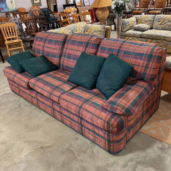 Flexsteel Green/Red Plaid Sofa w/4 Green Accent Pillows