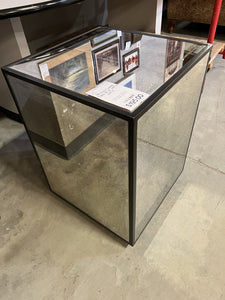 Mirrored Cubed Table