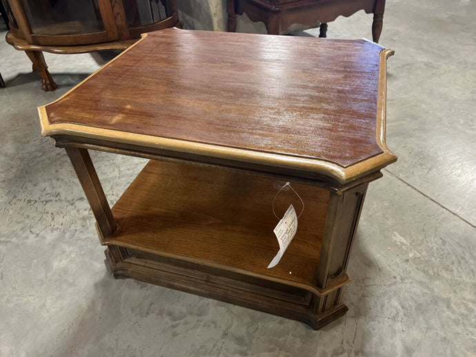 Vintage Walnut End Table w/1 Drawer