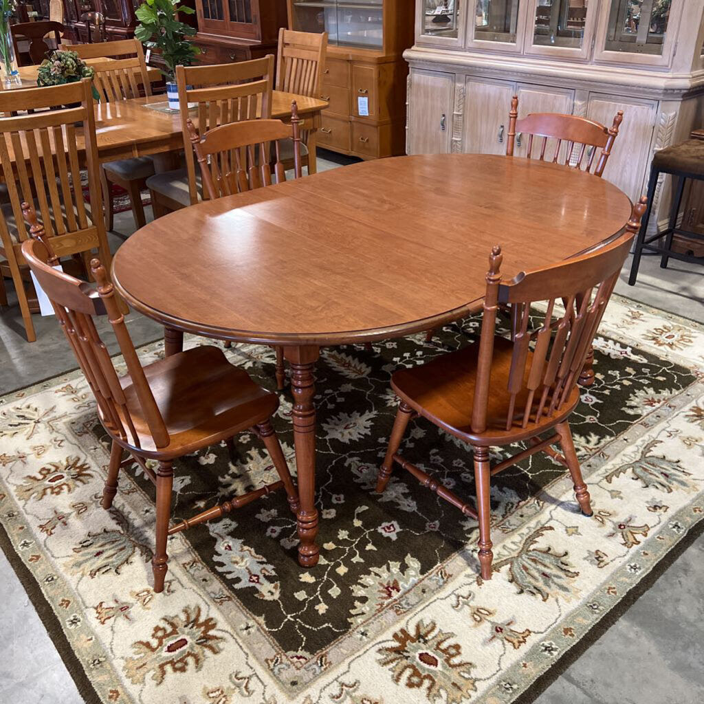 Tell City Round Dining Table w/2 leaves & 4 Chairs