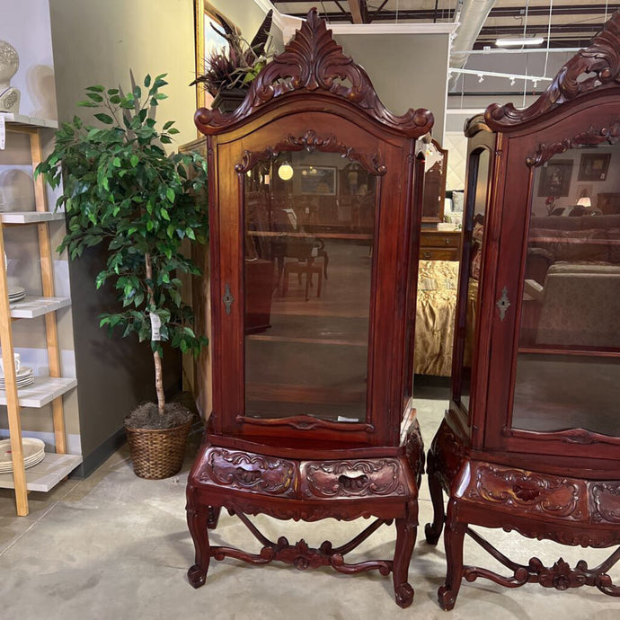 Carved Display Cabinet 2 Drawer/1 Door