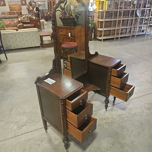 Abernathy Antique 6 Drawer Vanity