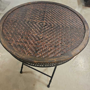 Metal Folding Wicker Form Table