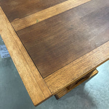 Load image into Gallery viewer, Oak Draw Leaf English Pub Table