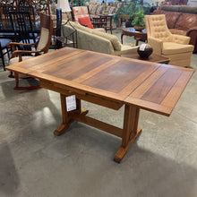 Load image into Gallery viewer, Oak Draw Leaf English Pub Table