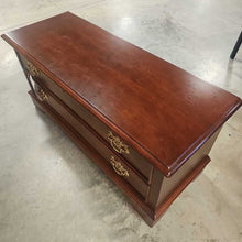 Load image into Gallery viewer, Lane Cedar Chest