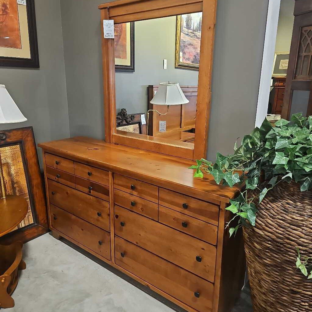 6 Drawer Dresser w/Mirror