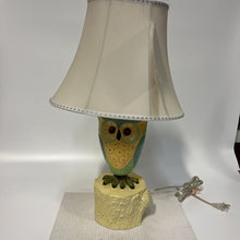 Load image into Gallery viewer, Dotted Owl Table Lamp w/ White Shade