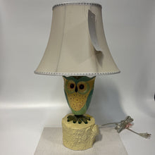 Load image into Gallery viewer, Dotted Owl Table Lamp w/ White Shade