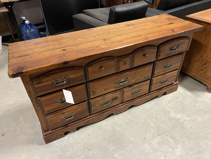 9 Drawer Dresser