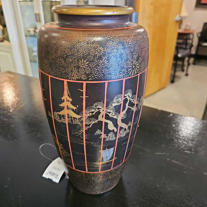 Vintage Asian Vase w/metalic Paint