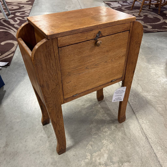 Vintage Oak Cabinet w/2 Side Pockets