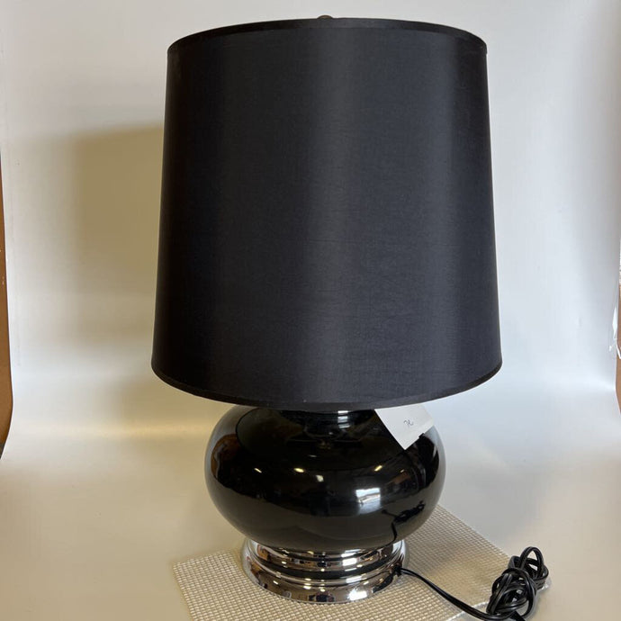 Black/Chrome Contemporary Lamp w/Black Shade