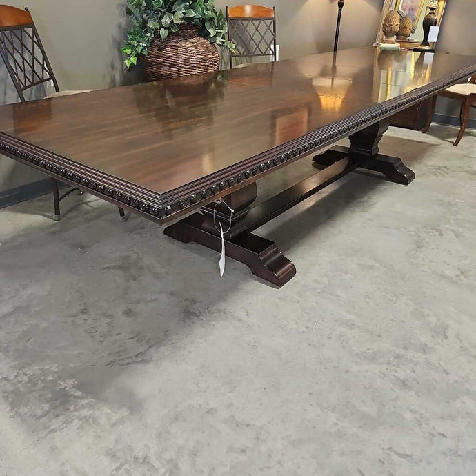 Large Wood Dining Table w/2 leaves