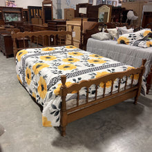 Load image into Gallery viewer, Full Size Maple Headboard w/Footboard Bed Frame