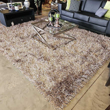 Load image into Gallery viewer, Urban Collection Platnium Shag Rug