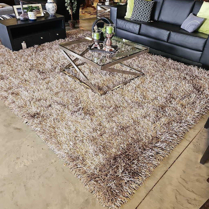 Urban Collection Platnium Shag Rug