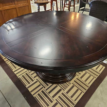 Load image into Gallery viewer, Round Pedestal Dining Table