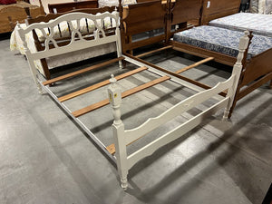 White Full Size Bed w/Footboard