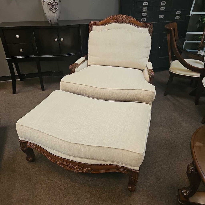 Oversized Arm Chair w/Ottoman