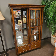 Load image into Gallery viewer, China Hutch 2 Door 2 Drawer