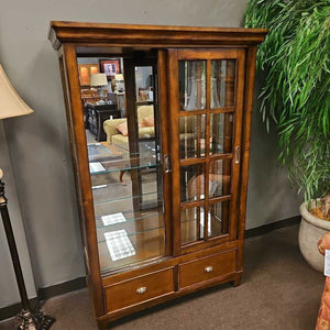 China Hutch 2 Door 2 Drawer