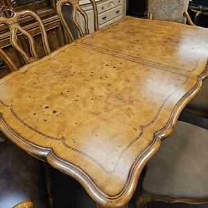 Formal Dining Table w/ 6 Chairs & 2 Leaves