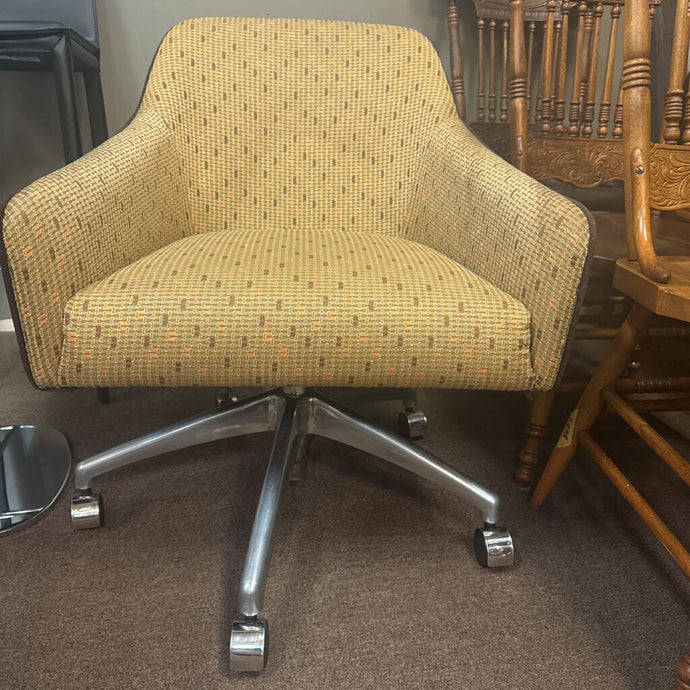 Dinning Chair on Wheels