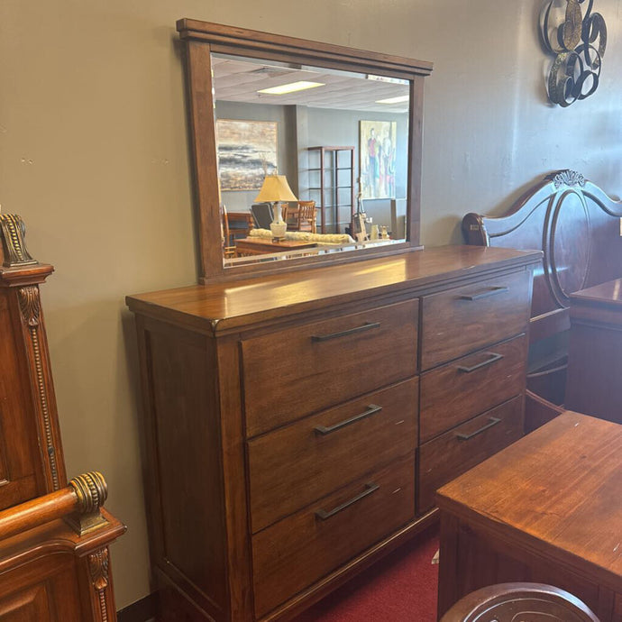 6 Drawer Dresser w/Mirror