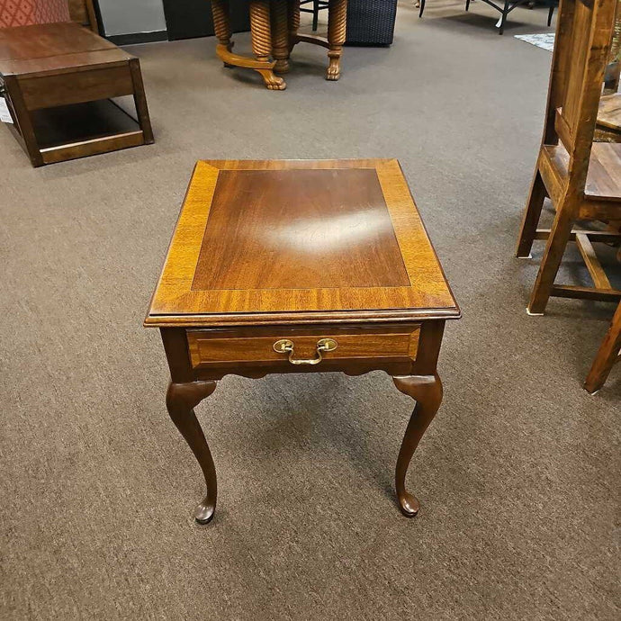 Queen Anne End Table w/1 Drawer