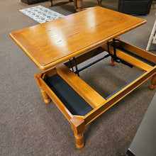 Load image into Gallery viewer, Oak Coffee Table/Lift Top