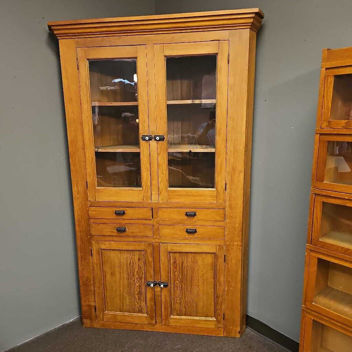 Corner Hutch w/drawers, doors and glass