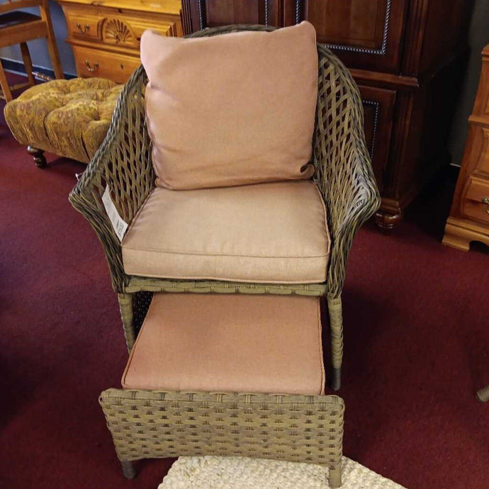 Patio Chair w/Ottoman