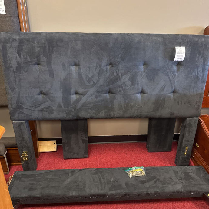 Black Upholstered Queen Size Bed