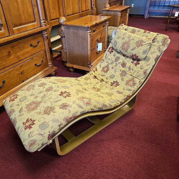 Upholstered Chaise Lounge