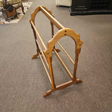 Load image into Gallery viewer, Walnut Quilt Rack