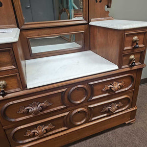 6 Drawer Dresser w/Mirror And Marble Top