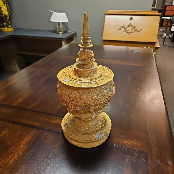Gold Ceramic Finial