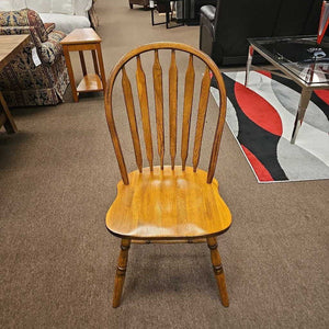 Oak Dining Table 2/Leaves w/6 Chairs