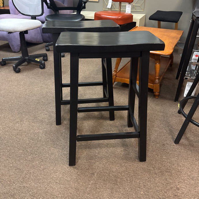 Black Saddle Stool