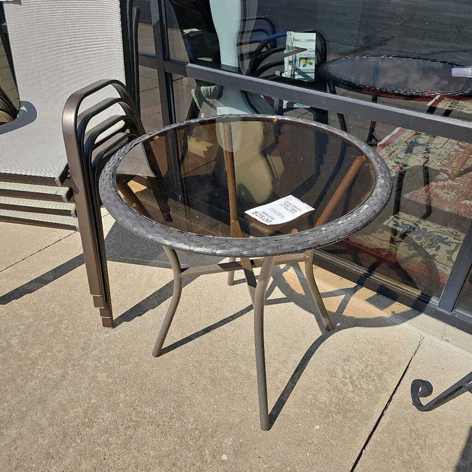 Small Round Patio Table